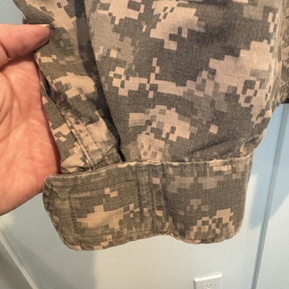 US Army ACU Jacket Mens Size Medium-Long UCP Digicam 2000s Combat Shirt Military - Picture 8 of 13